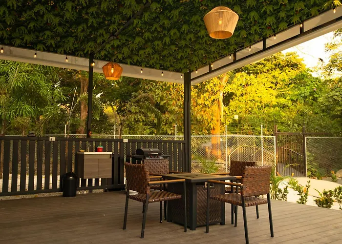 Jungle Garden Loft